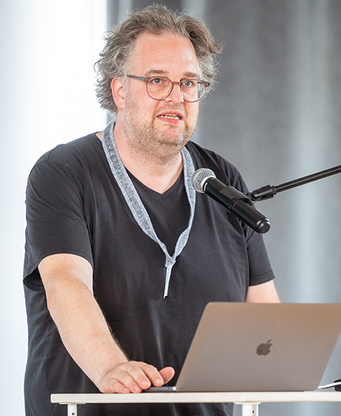 Bildbeschreibungstext