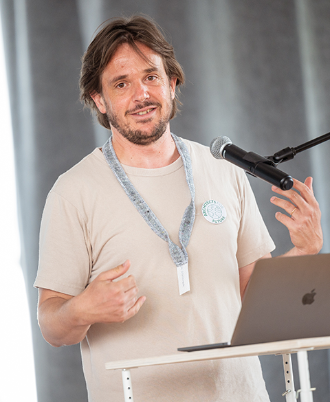 Bildbeschreibungstext