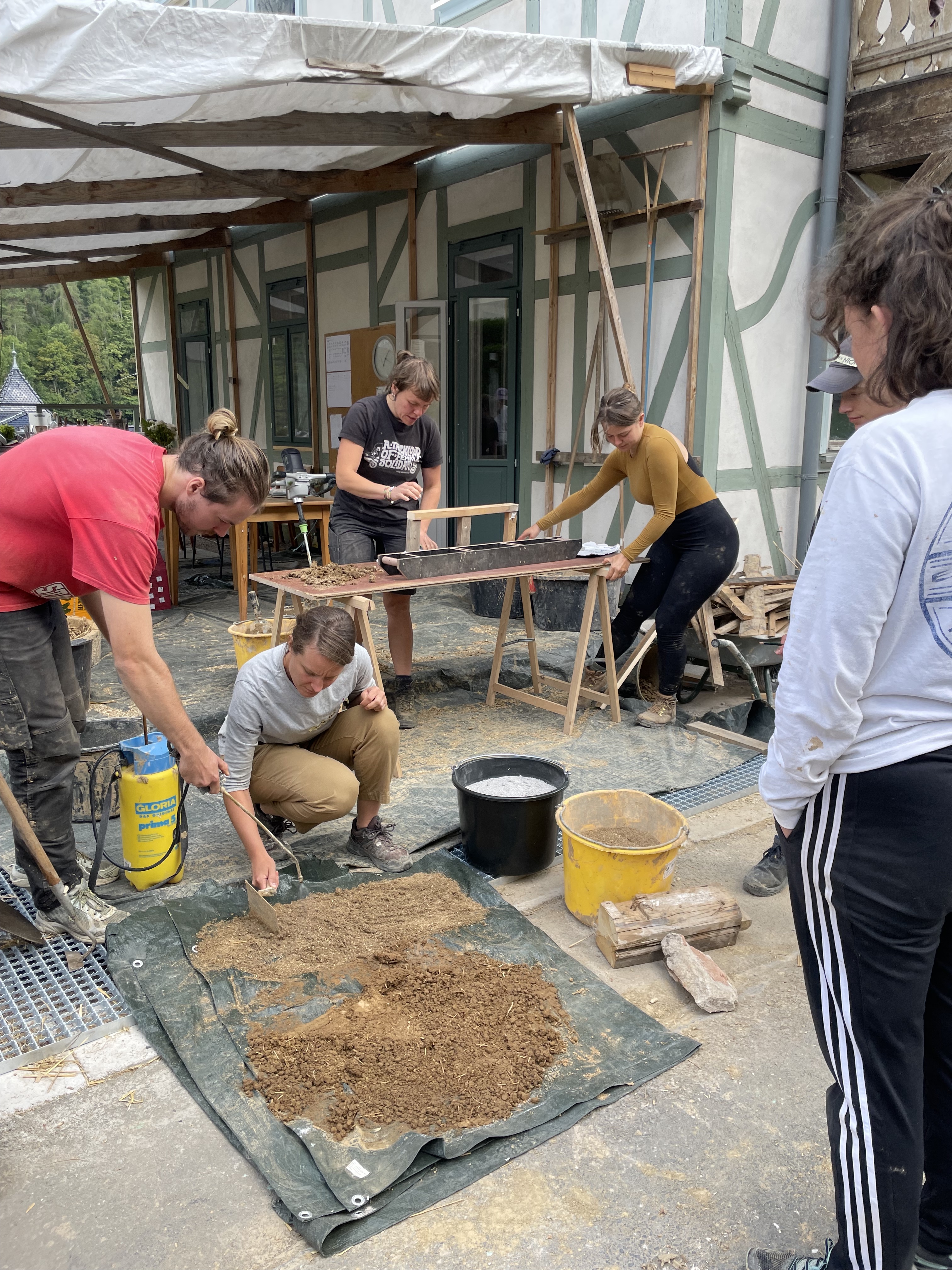 Bildbeschreibungstext