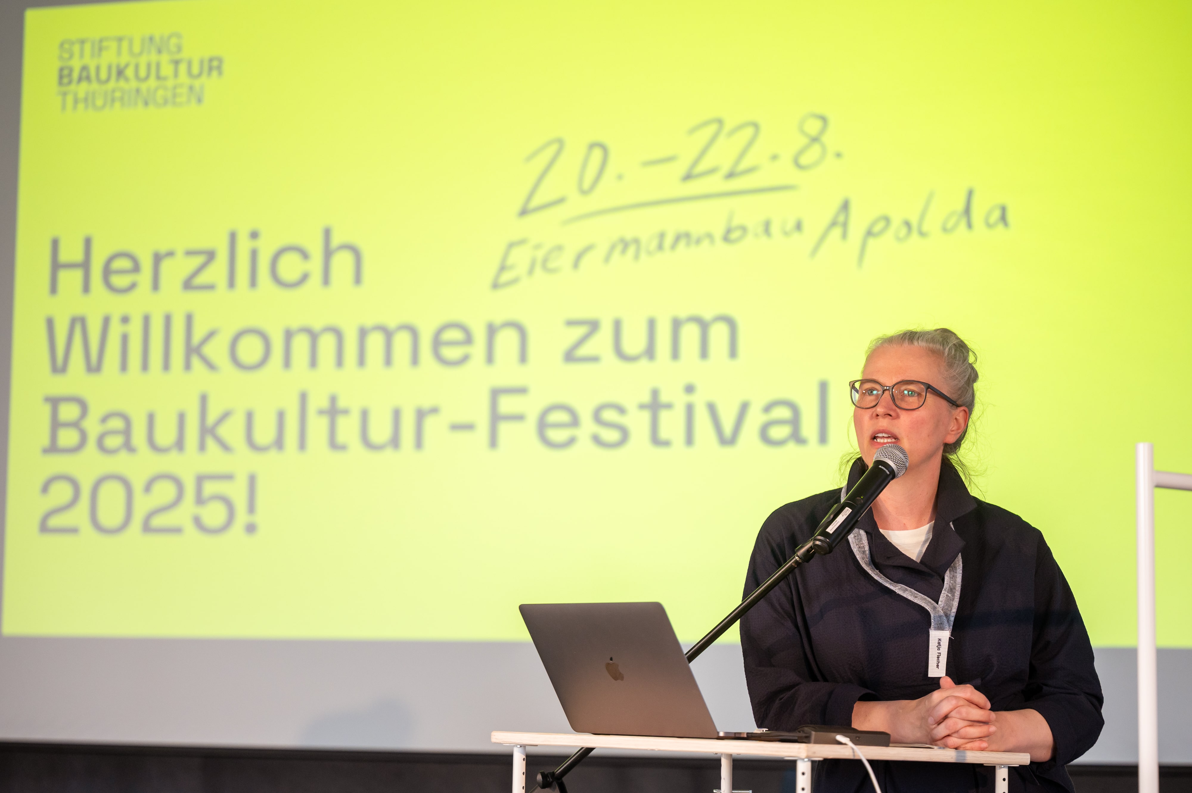 Bildbeschreibungstext