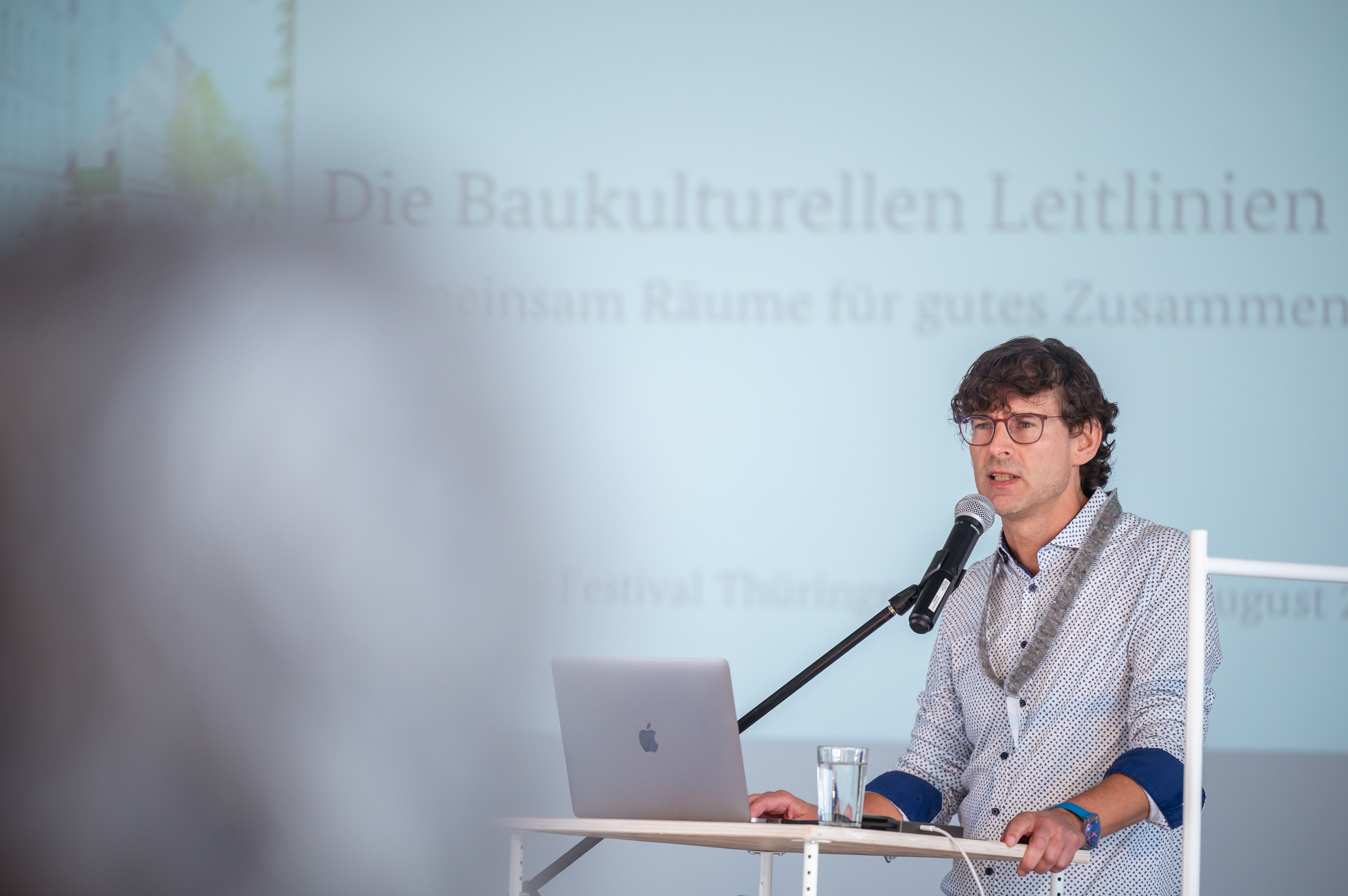 Bildbeschreibungstext