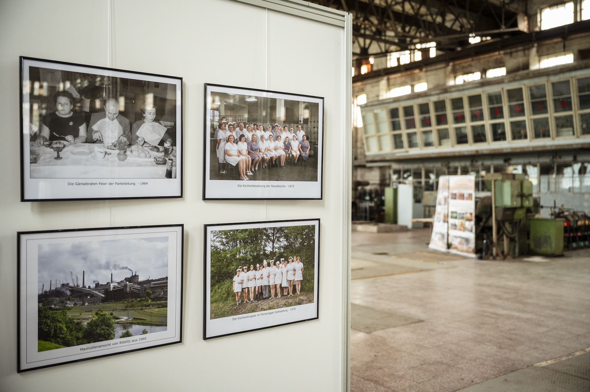 Teil der Fotoausstellung zur Geschichte der Maxhütte. Foto: Thomas Müller